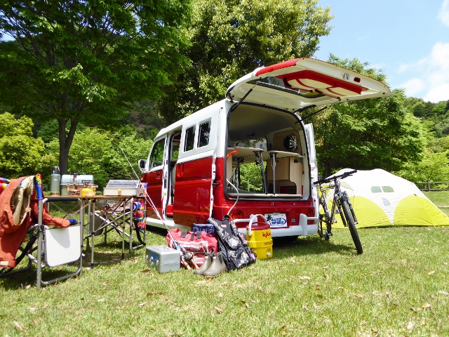 軽キャンピングカーComfy-1